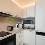 Sunset - Lakeside 4*