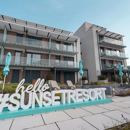 Sunset - Lakeside Appart hôtel *