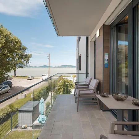 Hotel apartamentowy Sunset - Lakeside 4*
