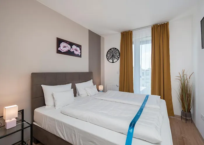 Hotel apartamentowy Sunset - Lakeside 4*